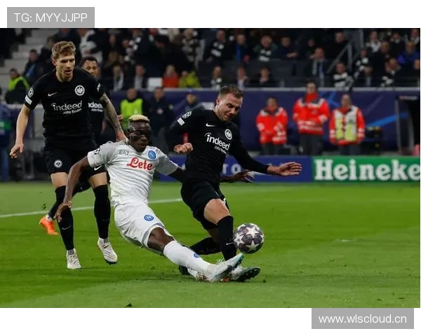 那不勒斯欧冠突破难点:小组赛形势变化对晋级前景带来考验 那不勒斯欧冠突破难点:小组赛形势变化对晋级前景带来考验