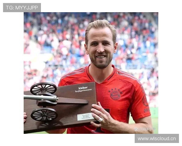 哈里·凯恩国家队与俱乐部核心地位建立路径对比分析 哈里·凯恩国家队与俱乐部核心地位建立路径对比分析