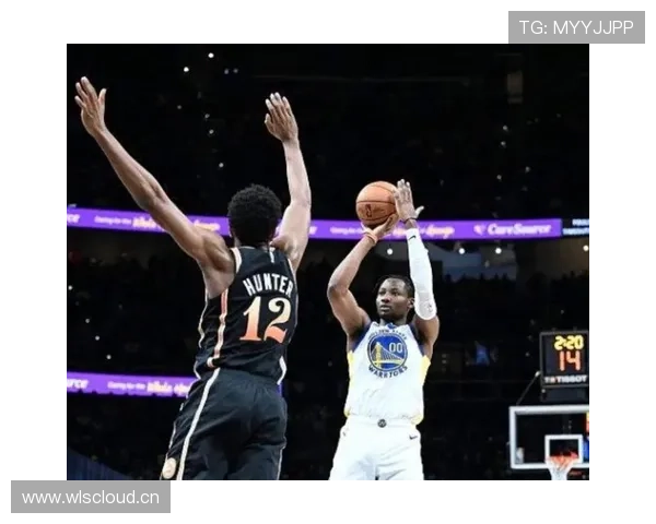 库明加三分命中率提升显著 与普尔挡拆配合加强球队空间创造