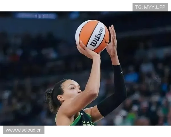 韩旭私下比想象的还土豪，看到她那张收据我彻底怀疑人生